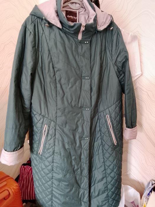 Куртка женская в хорошем состоянии