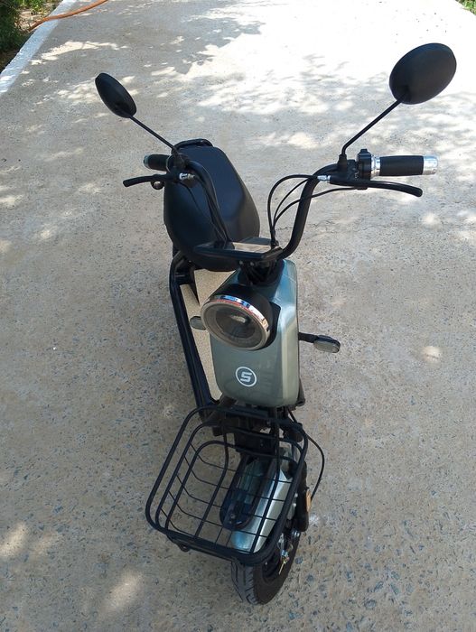 Elektron skuter sotiladi