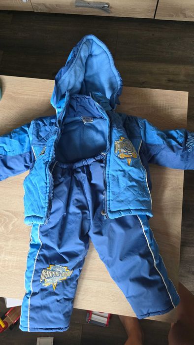Космонавт за момче  ,зимни дрехи .
