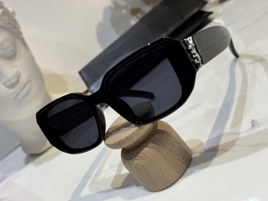 Ochelari Yves Saint Laurent