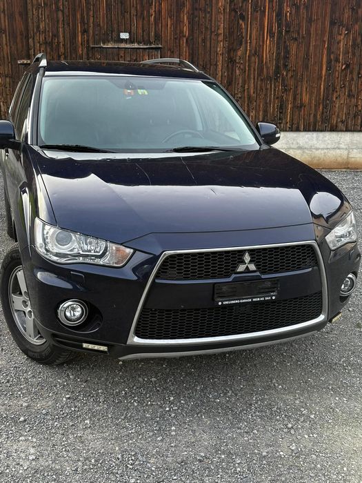 Mitsubishi Outlander 2012 facelift 2.4 benzină