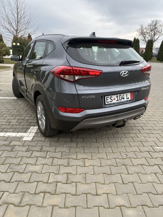 Hyundai tucson 2.0 diesel e6