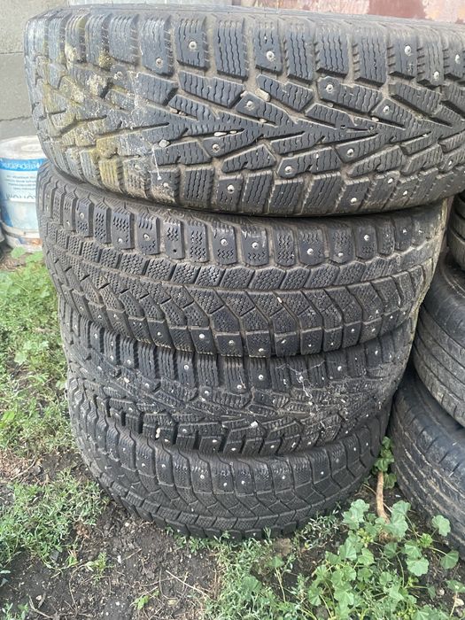 Продам 4 колеса зимние
