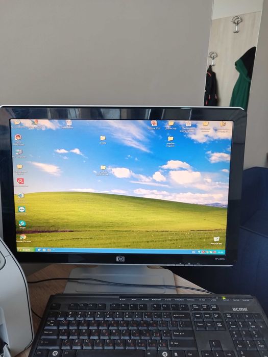 продавам Монитор НР 22 инча