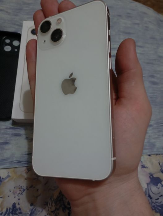 В продаже iphone 13