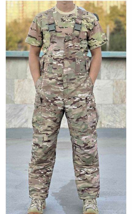 Продам бушлат с ватником новый 48 размер рост 4