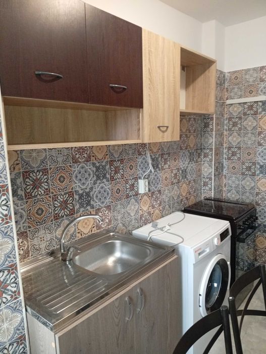 Inchiriez apartament decomandat GARA