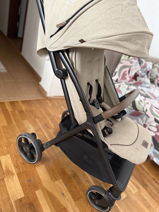 Carucior sport Joie ultracompact, stare impecabila