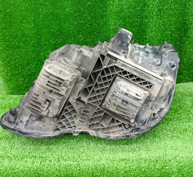 Десен фар Мерцедес W212 full led