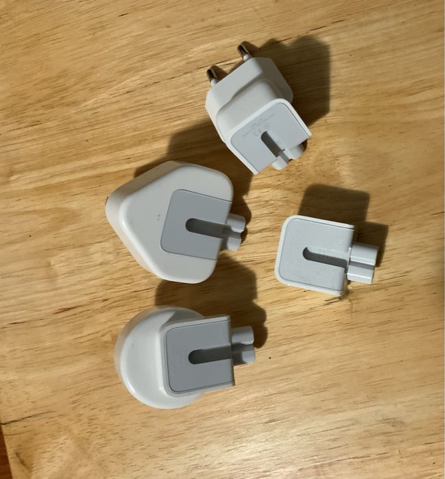 adaptoare Apple Travel Kit