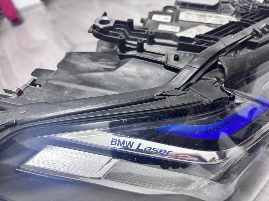 Far dreapta bmw g30/g31 lci Laser 2023