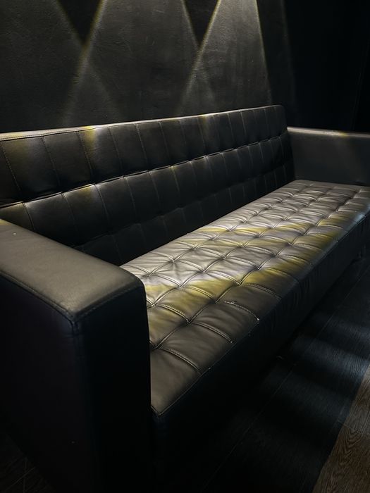 продам диван кож зам