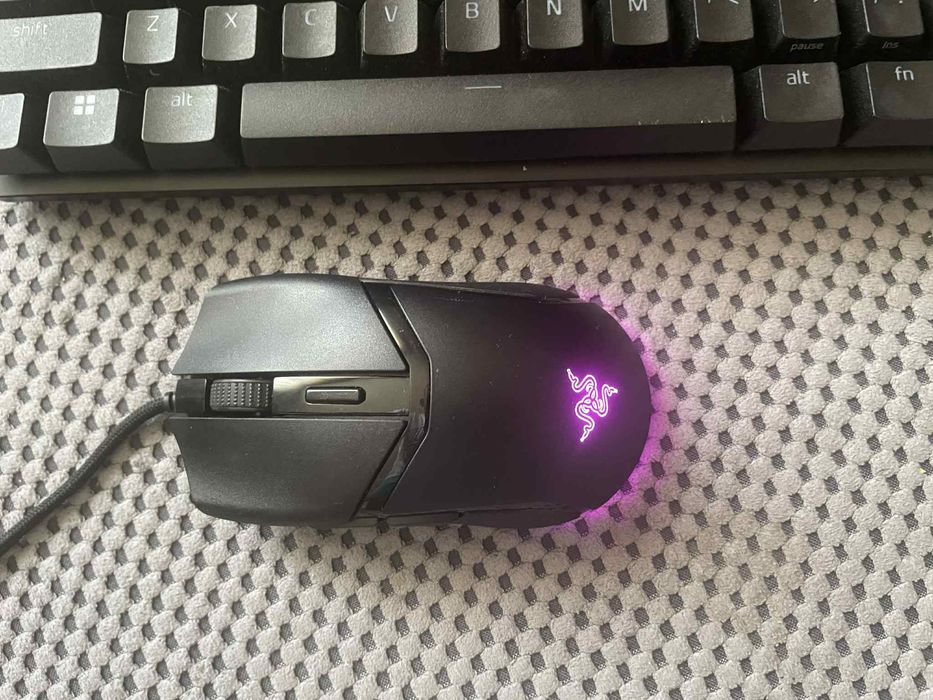 Razer huntsman mini и Razer cobra мишка и клавиатура геймърски gaming