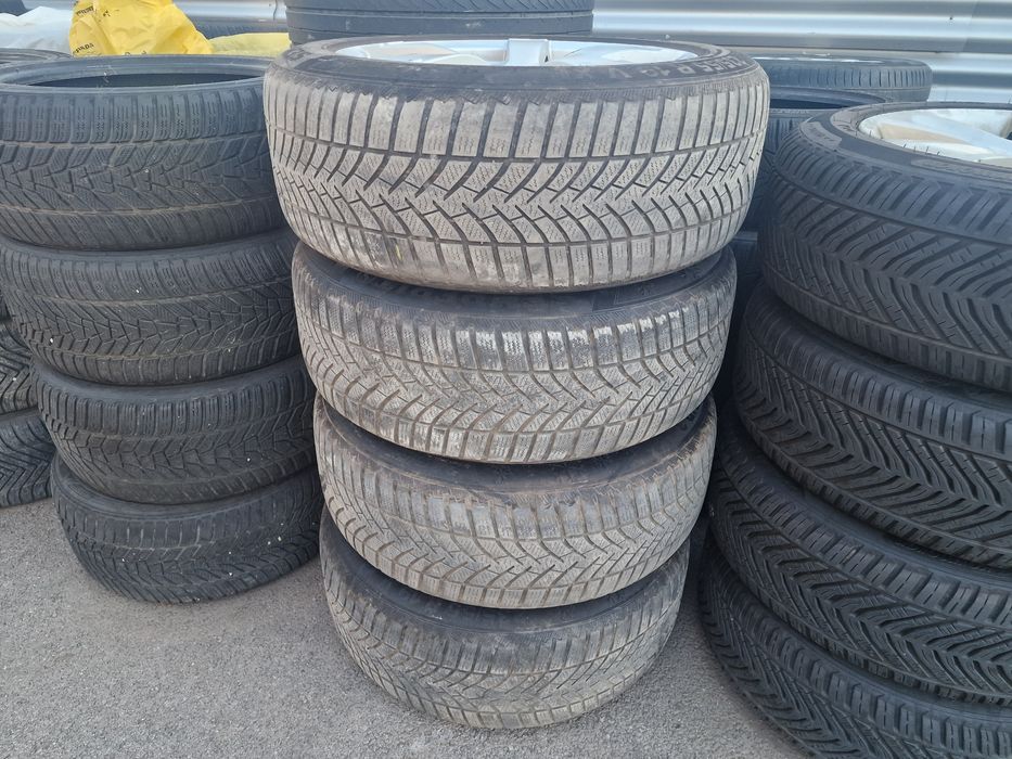 Гуми с Джанти за Мерцедес ГЛЦ w253 235/55 R19 Semperit