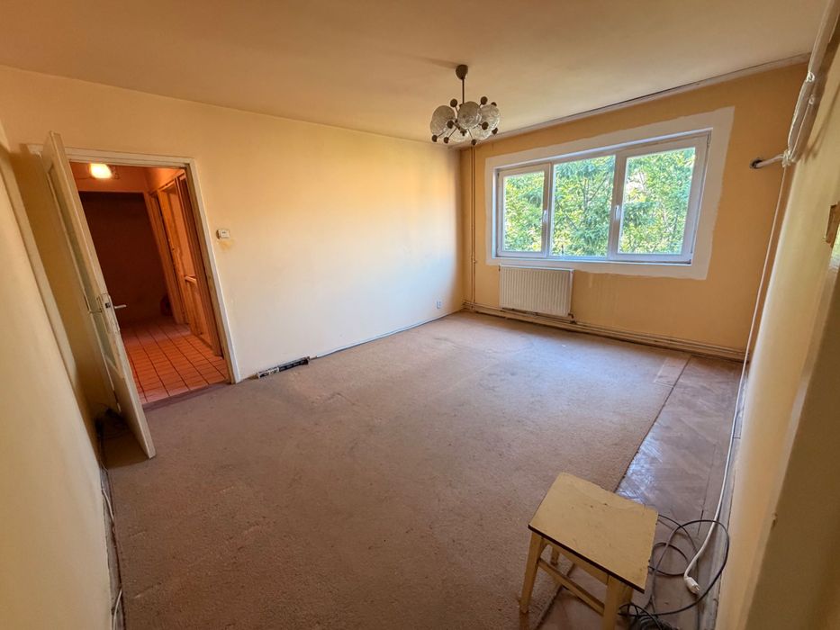 Proprietar vand apartament