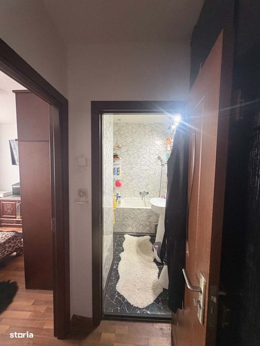 Apartament 2 camere ZONA SATURN