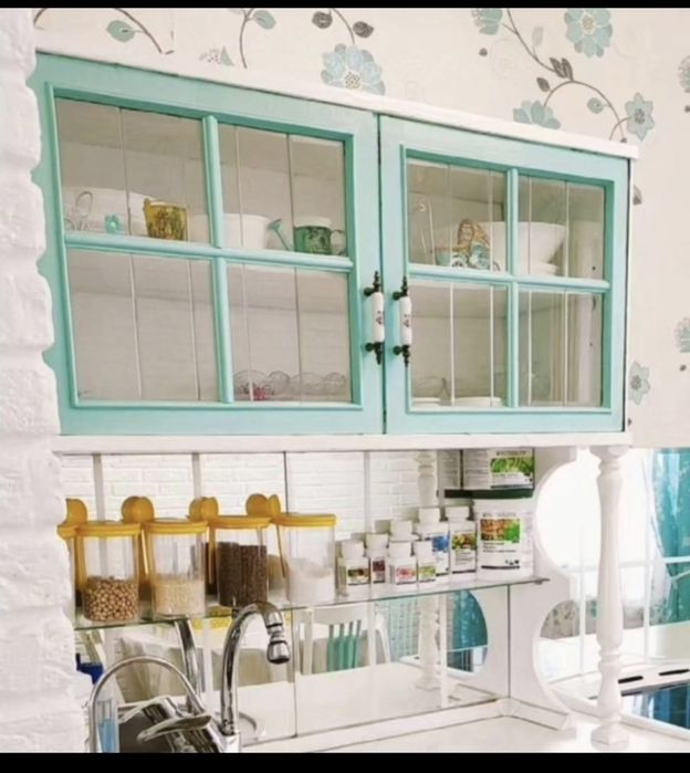 Кухонный буфет с мойкой