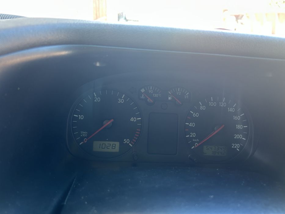 De vanzare!wv t4din 2003,motor 2.5 acv