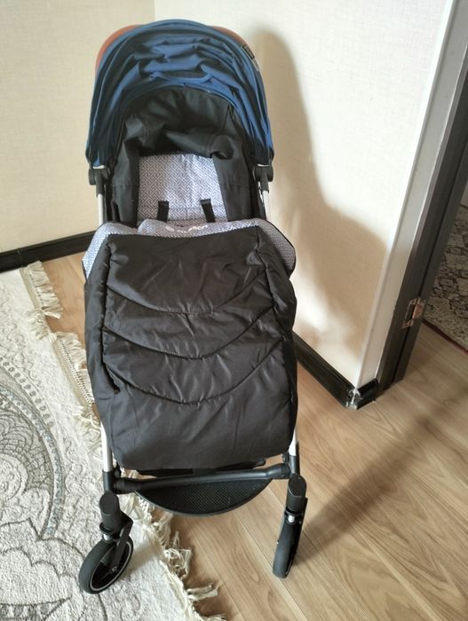 Коляска детская продам