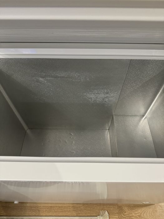 Морозильная камера, ларь модель Hisense