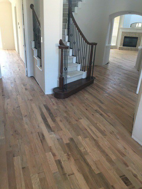 Установка плинтуса МДФ,полиуретан, алюминий Укладка ламината,винила ...