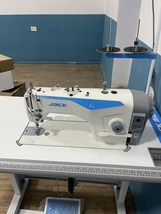 Tikuv mashinasi JACK F5