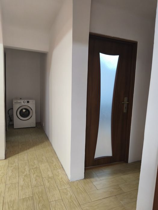 Vila muncitori  cazare, inchiriez  cu 4 camere Bragadiru