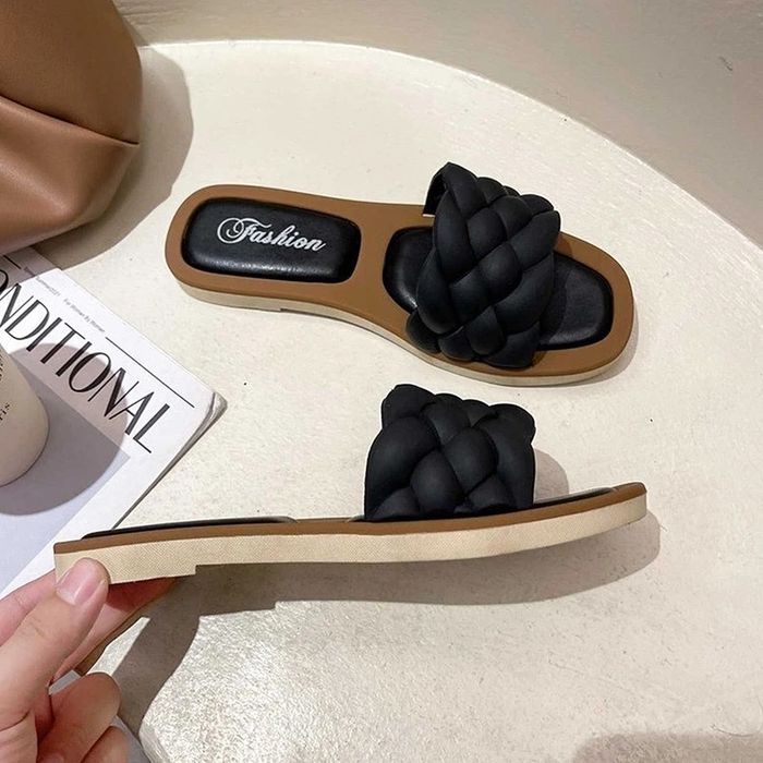 Дамски чехли