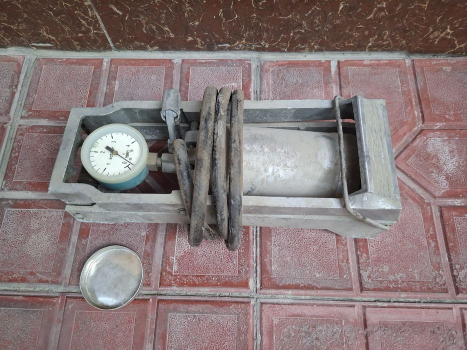 Авто  Насос ножной