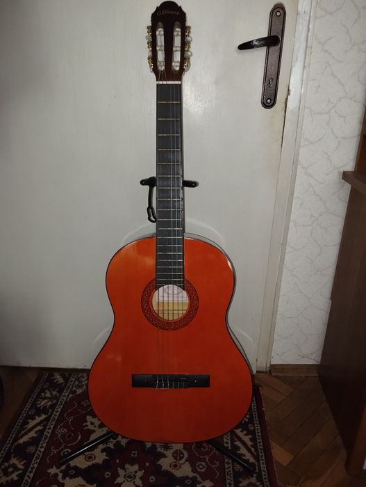 Класическа китара G. Giant