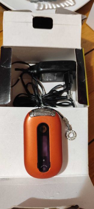 GSM-и за части - с оригинални зарядни