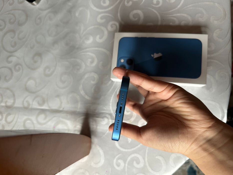 Айфон.       13