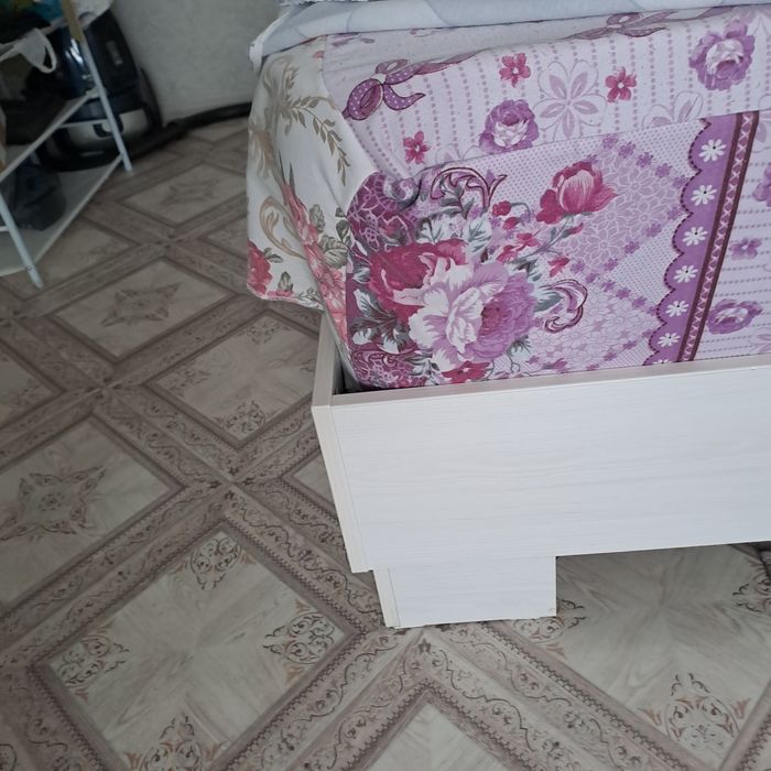 Продам кровать  двуспальную