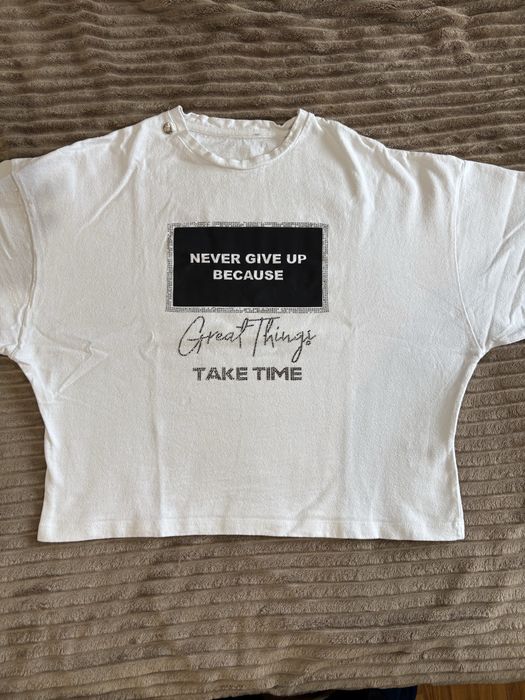 Пролетни дамски блузи