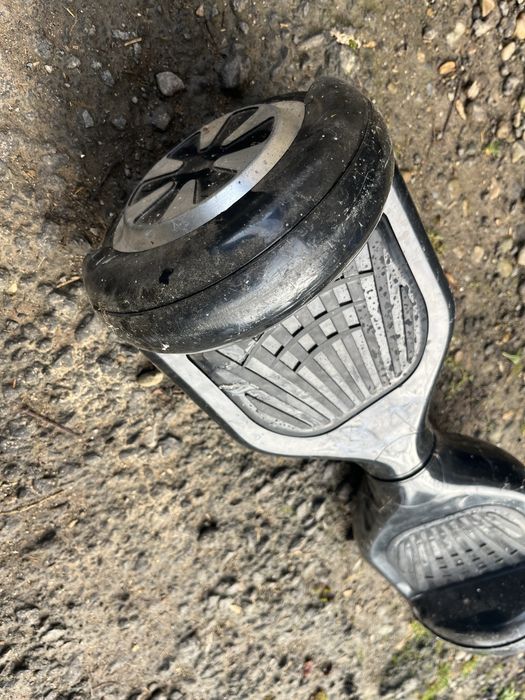 Vand hoverboard pentru piese