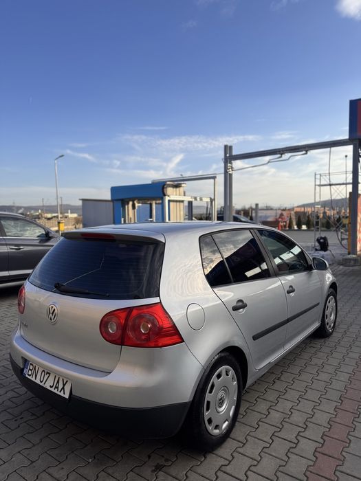 Vand golf 5 1.4 Mpi 2006 distributie schimbata