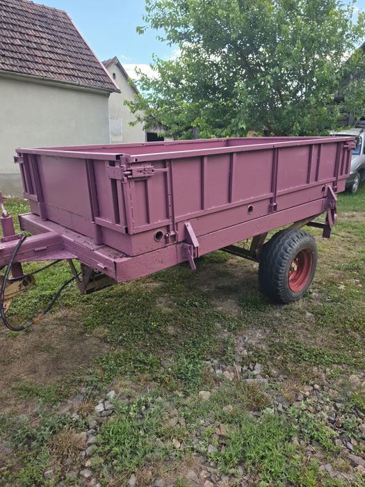 Vand remorca tractor basculabila