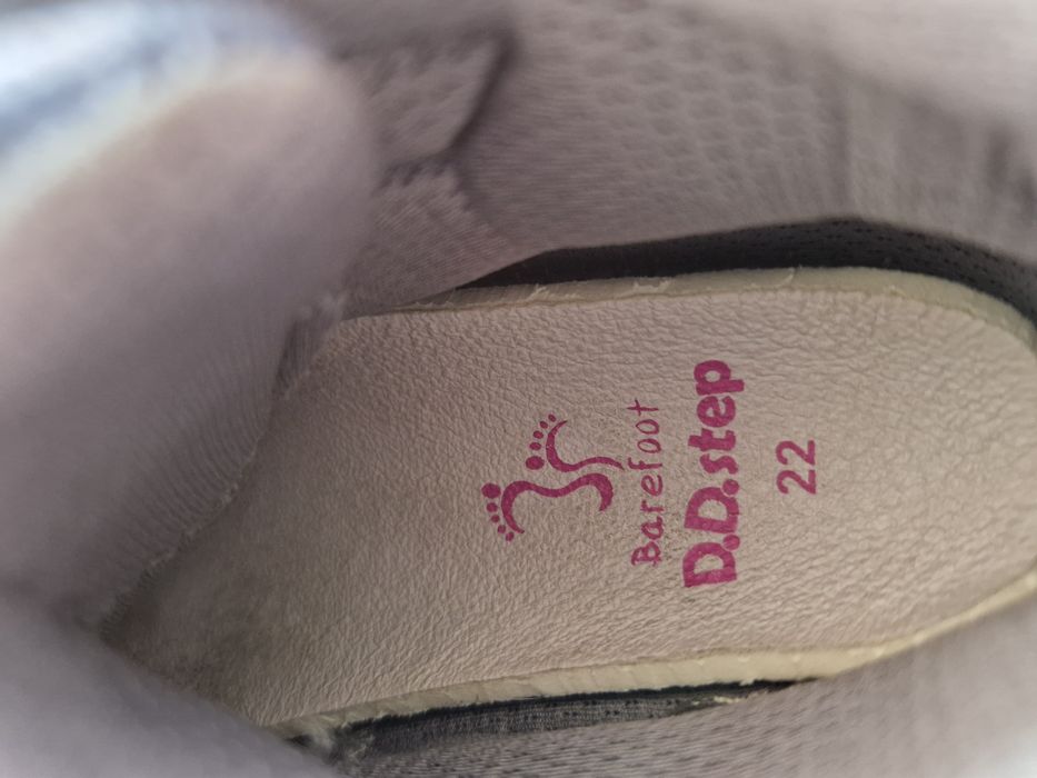 D.D step barefoot 22