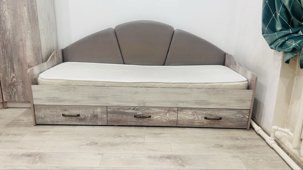 Кровать 80*200 с матрацем 45000