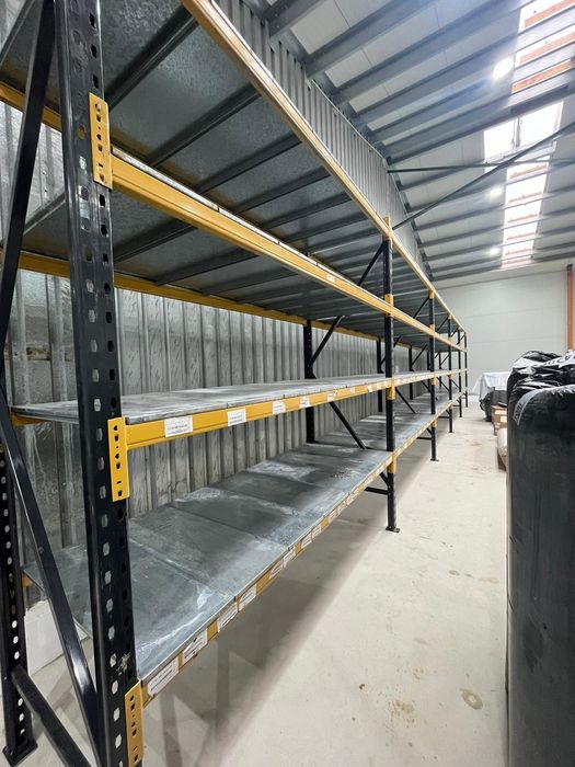 Rafturi metalice profesionale reglabile