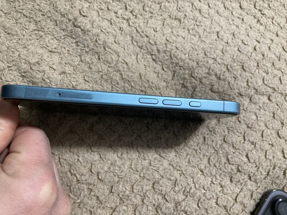 Iphone 16 в отличном состояний