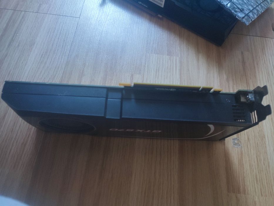 Placa video PC Gaming - Gigabyte GeForce GTX570 - 1280mb gddr5 / 320bit
