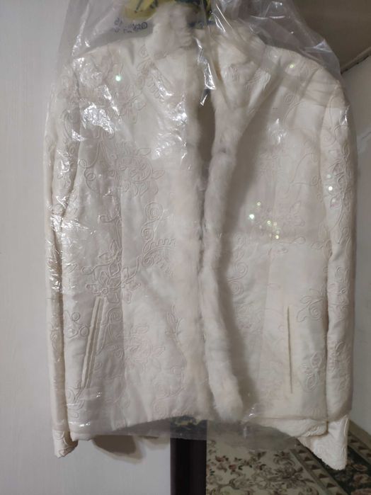 женская куртка демисезонная