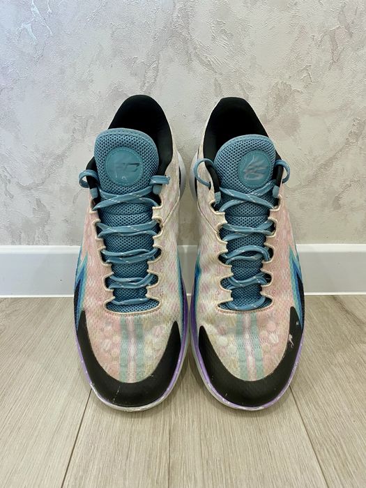 Баскетбольные кроссовки 46