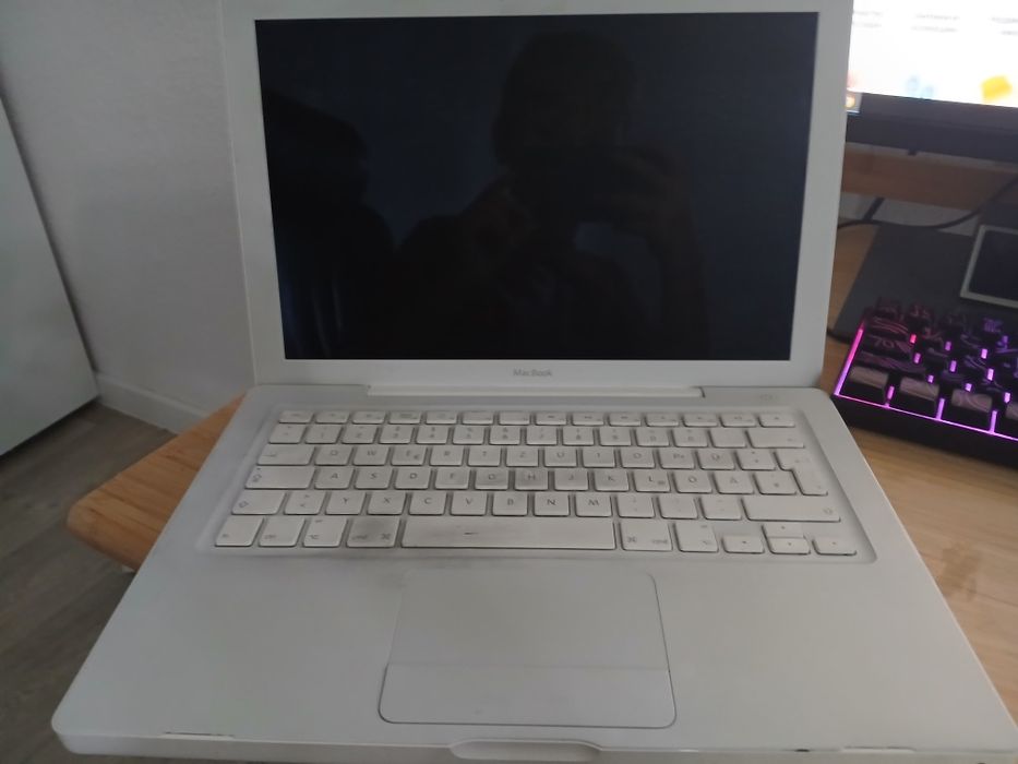 MacBook 2007 на части