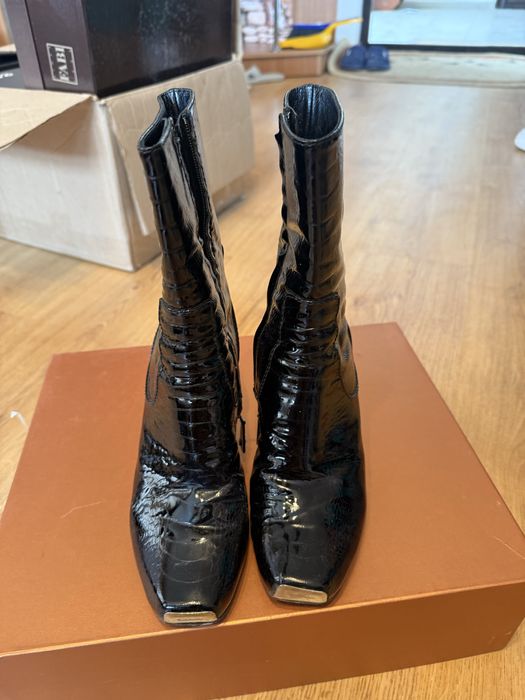 Продам сапоги производство Италия