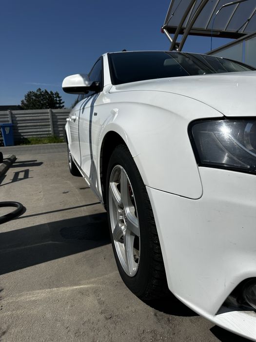 Vand Audi A4 B8//2009