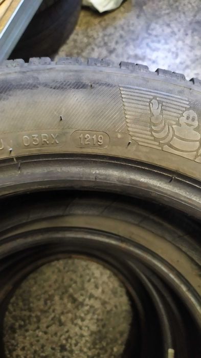 Продавам 4бр. летни,зимни гуми Micheline Crossclimate 185/60/15