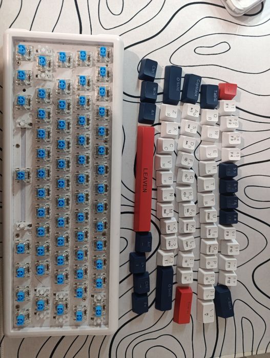 Продам клавиатуру LEAVEN K610