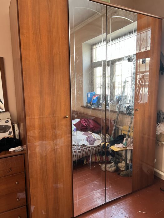 Спальный гарнитур